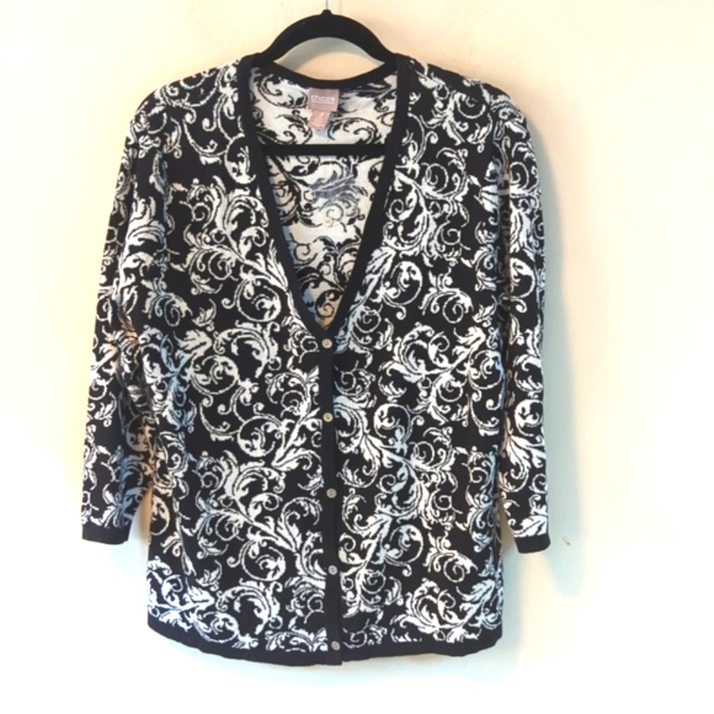 Chicos Black & White Print Button Down 3/4 Sleeve Cardigan